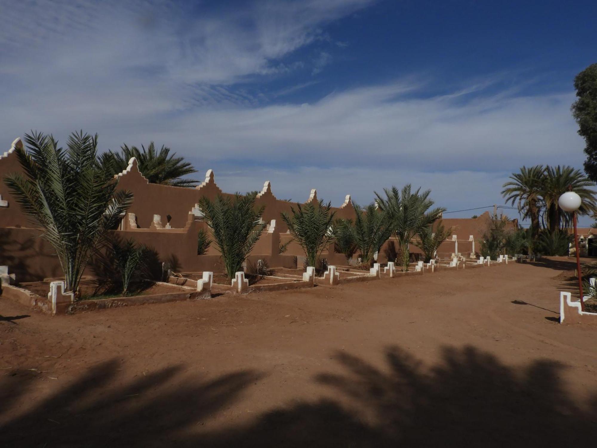 Hotel Carrefour Des Nomades M'Hamid Ruang foto