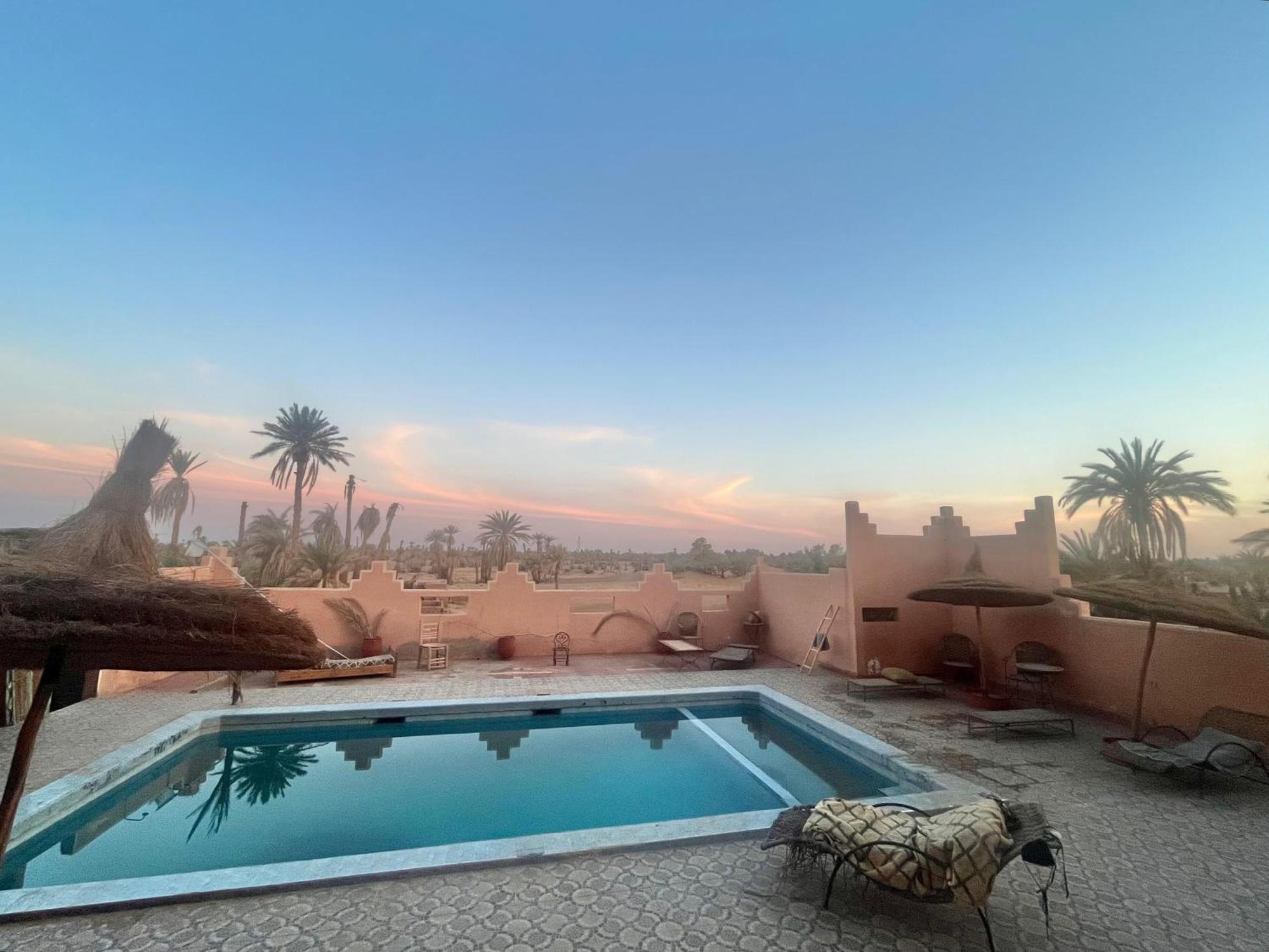 Hotel Carrefour Des Nomades M'Hamid Bagian luar foto